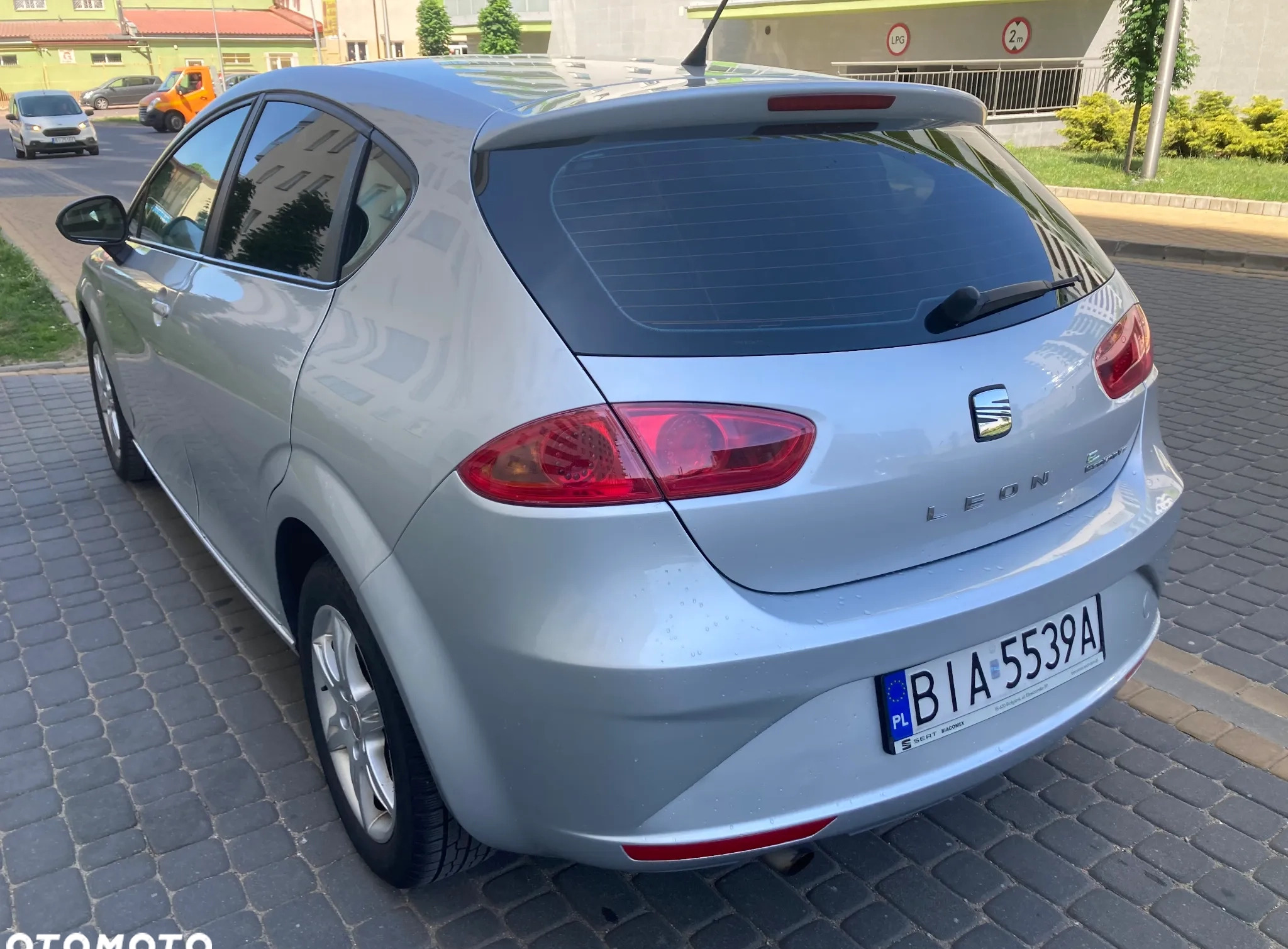 Seat Leon cena 19900 przebieg: 238000, rok produkcji 2012 z Białystok małe 56